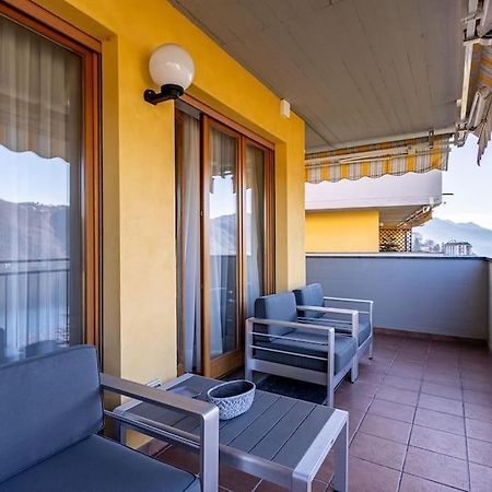 Wraparound Lake Views Bellavista Residence Campione dʼItalia Exterior foto