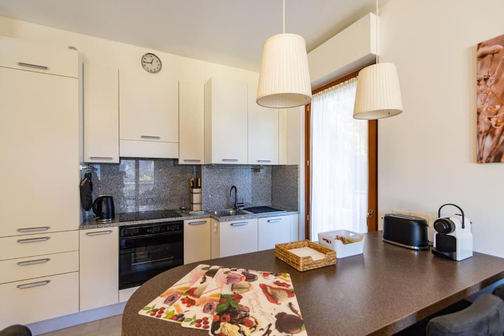 Wraparound Lake Views Bellavista Residence Campione dʼItalia Exterior foto